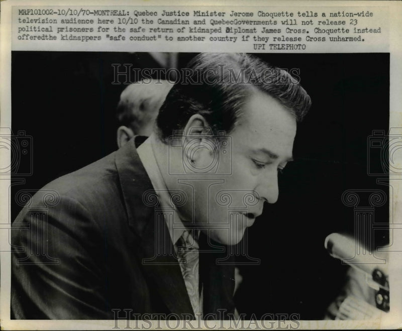 Load image into Gallery viewer, 1970 Press Photo Jerome Choquette Makes James Cross Ransom Decision Announcement
