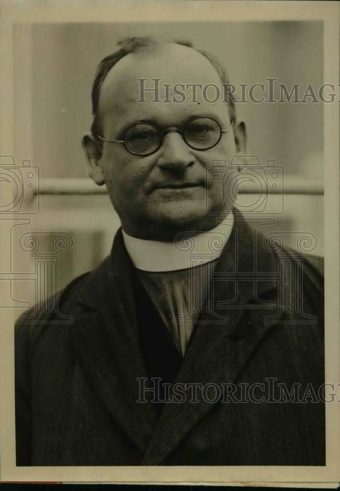 1926 Press Photo Bishop Eoodor Kubina en route to the Eucharistic Congress