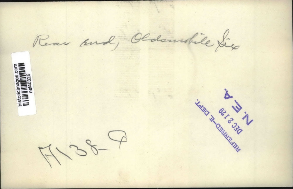 1929 Press Photo Rear End of Oldsmonbile Six - nef40325