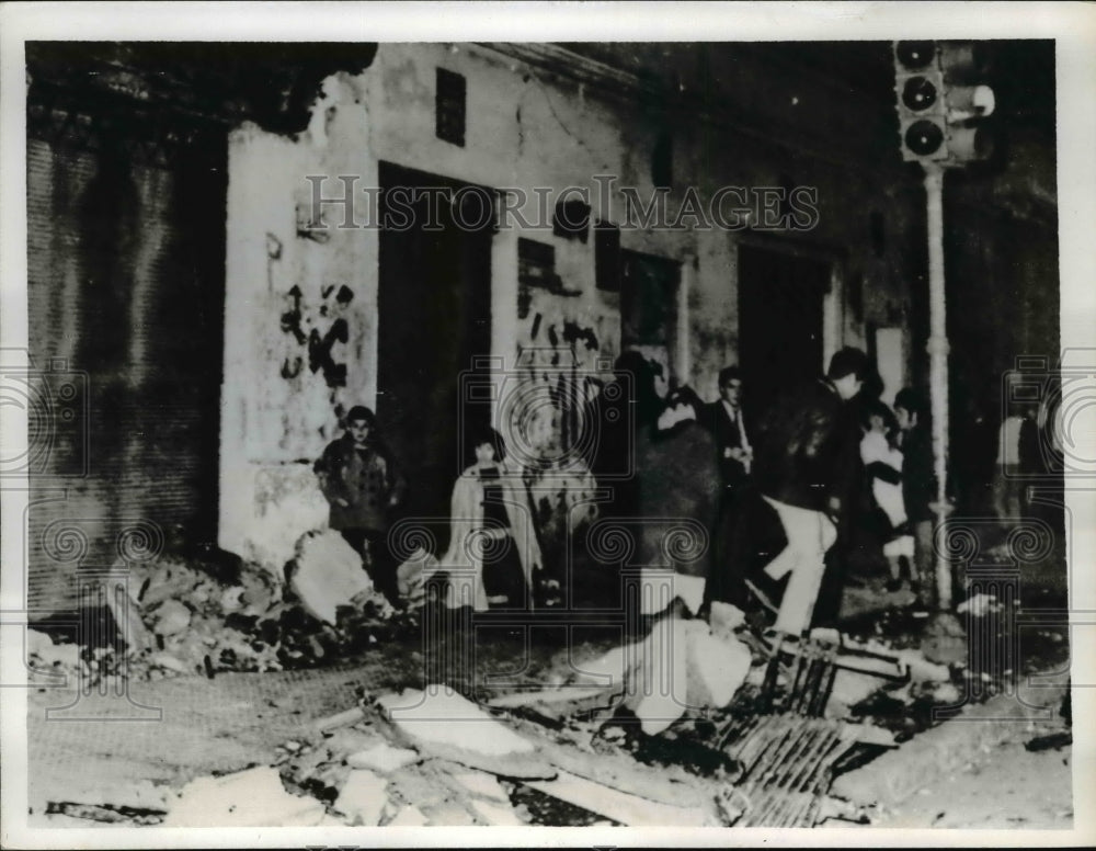 1971 Press Photo Earthquake Wreckage in Santiago, Chile - nef40514