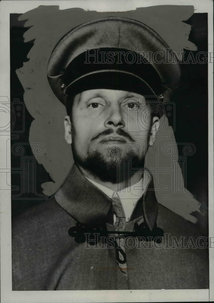 1934 Press Photo M.R. Marmanoff aka R.H.W. Albrextondare - nef40666