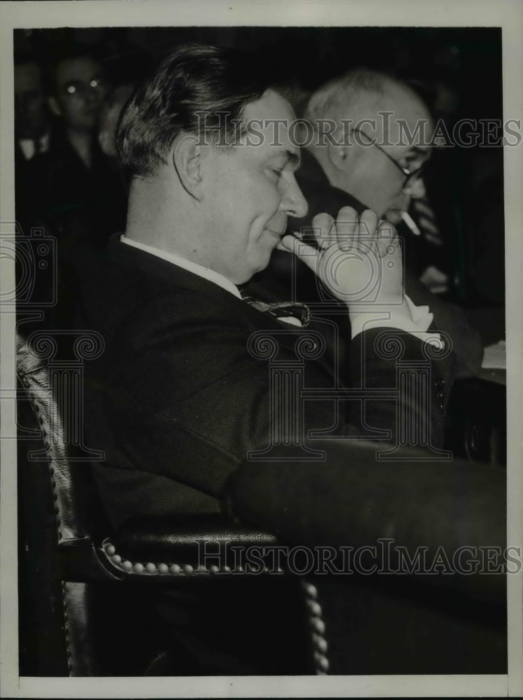 1939 Press Photo Thomas R. Amlie at Interstate Commerce Hearing, Washington D.C.