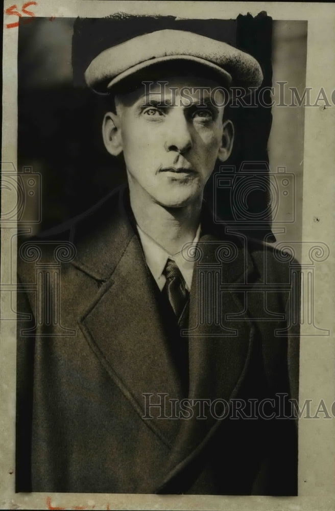 1935 Press Photo Edward Singleton Serves Prison Term for Ralph Harwood's Robbery
