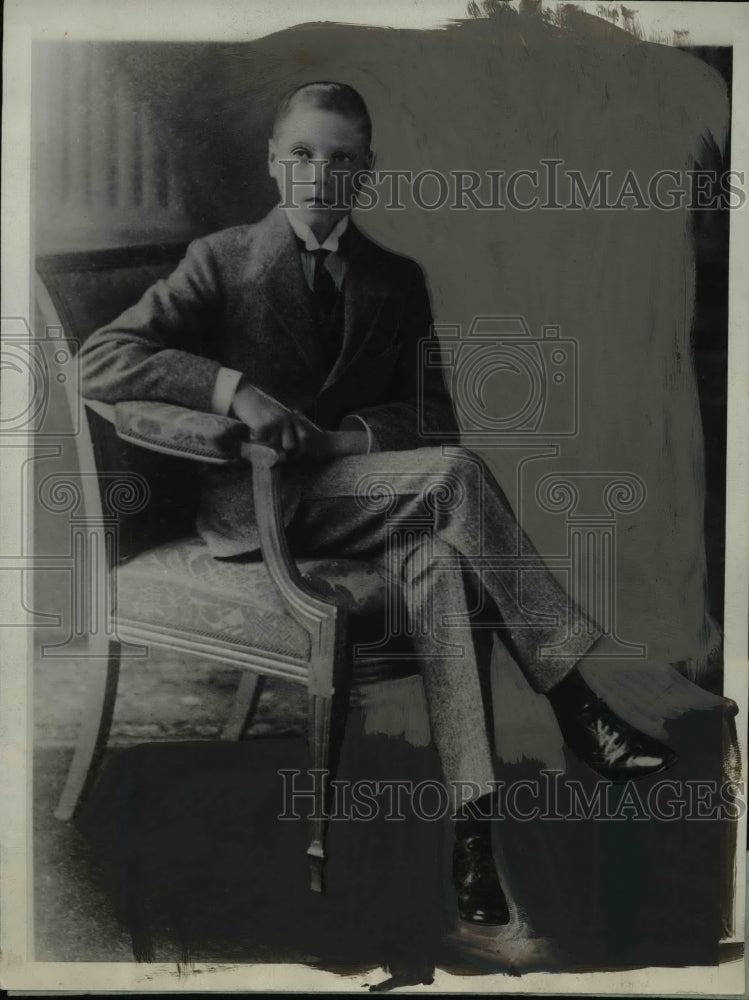 1928 Press Photo Prince Charles of Wales at Sixteen - nef40871