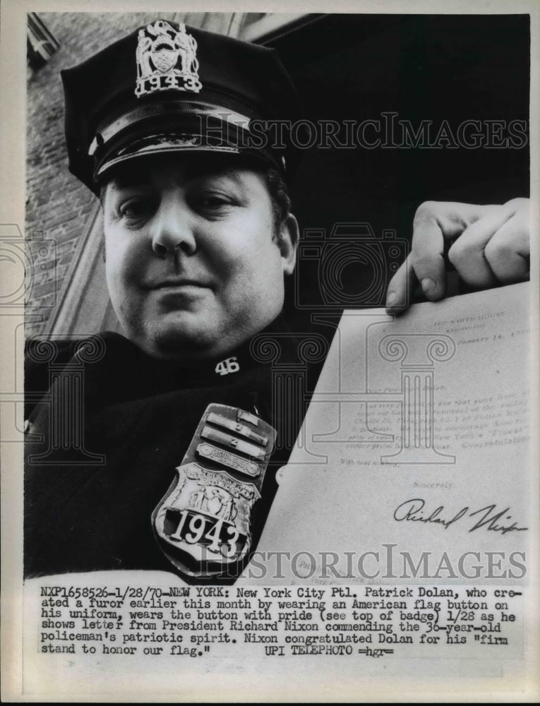 1970 Press Photo Patrick Dolan Police Officer Receives Letter from Eisenhower