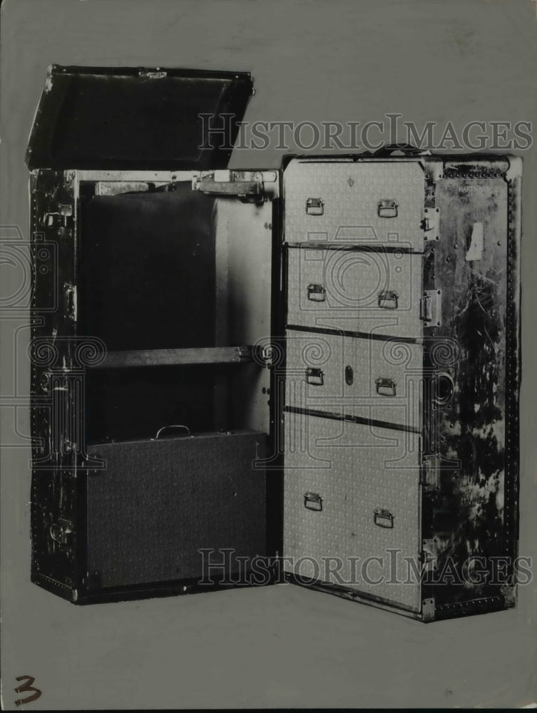 1934 Press Photo Trunk - nef40947