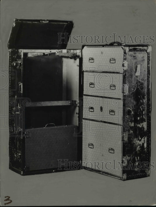 1934 Press Photo Trunk - nef40947