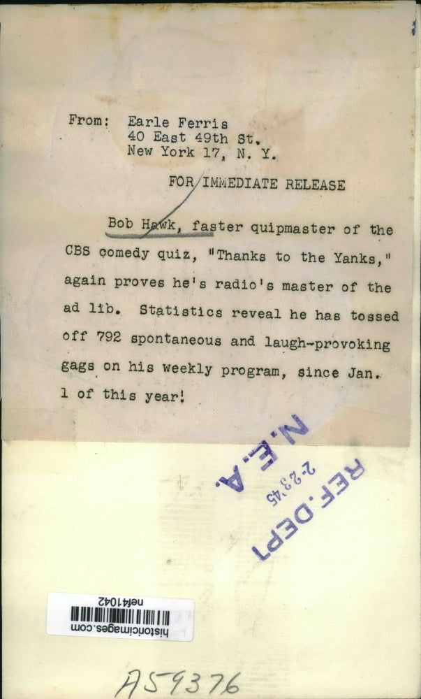 1945 Press Photo Bob Hawk Faster quipmaster of the CBS Comedy quiz - nef41042