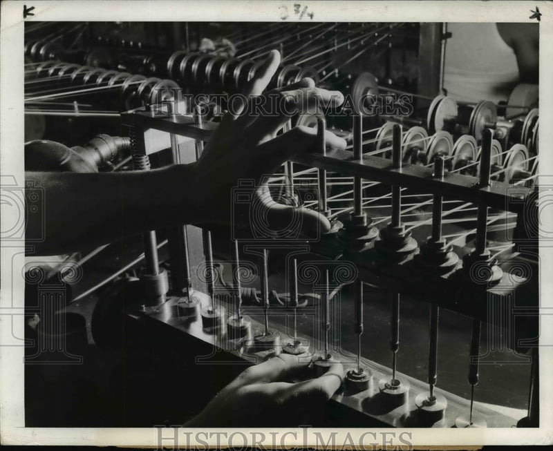Load image into Gallery viewer, 1941 Press Photo Power-driven sewing machine drills with diamond-tipped needles
