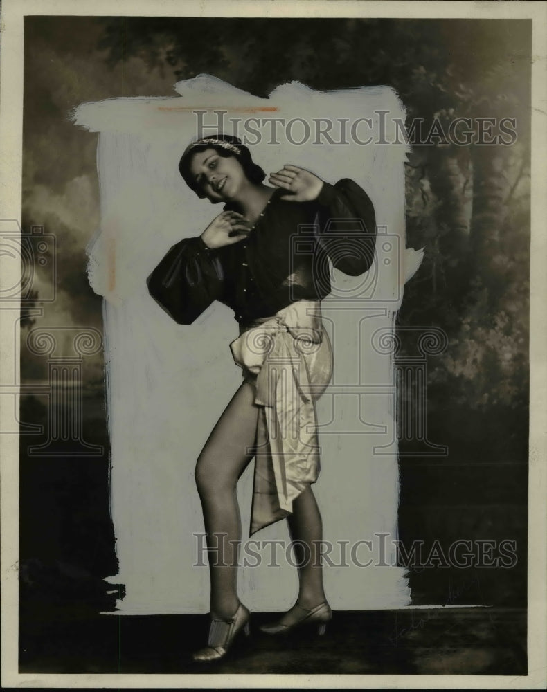 1932 Press Photo Carol Schoenberg - nef41738