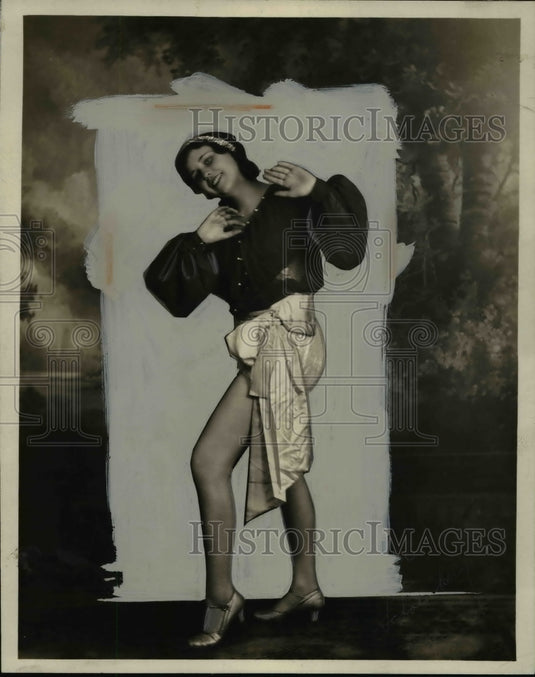 1932 Press Photo Carol Schoenberg - nef41738