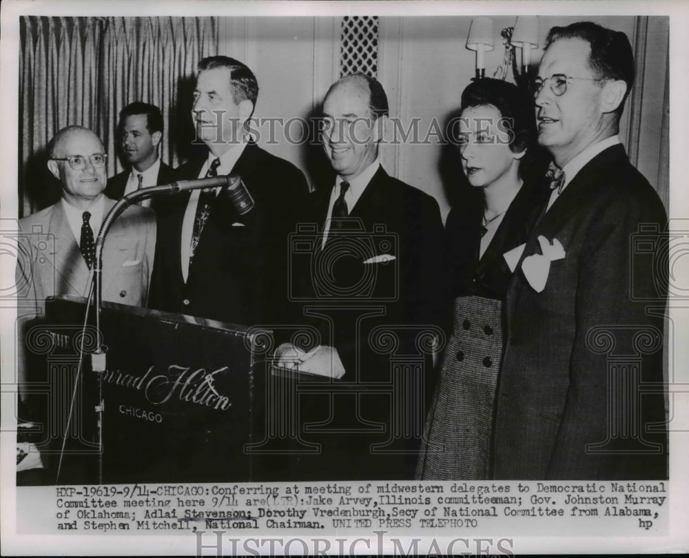 1953 Press Photo Jake Arvey Conferring at Meeting of Delegates Democratic Comm