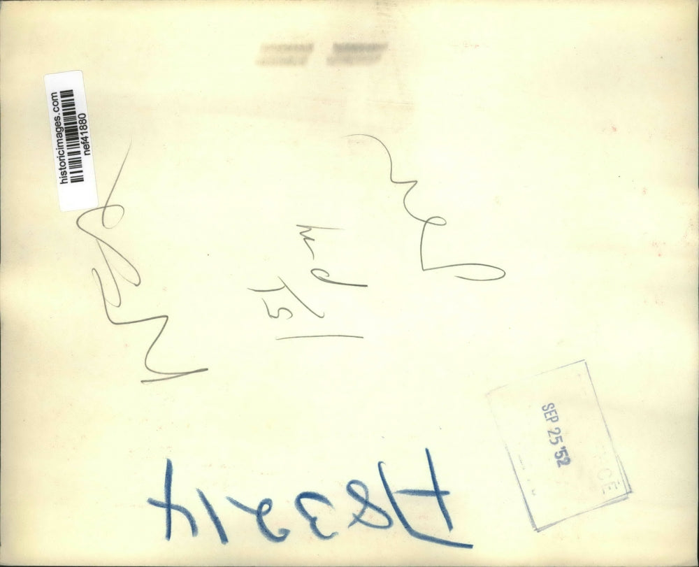 1952 Press Photo Adlai Stevenson During Motorcade Tour, Bridgeport connecticut