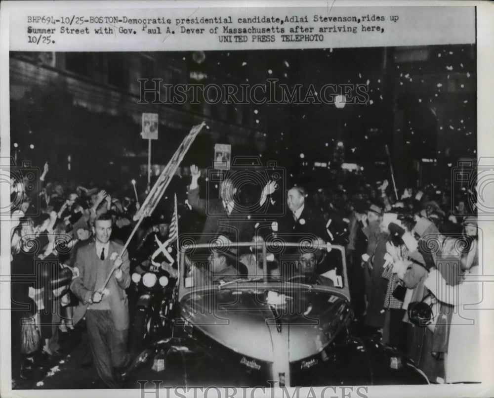1952 Press Photo Adlai Stevenson in Summer Street Motorcade, Boston - nef41884