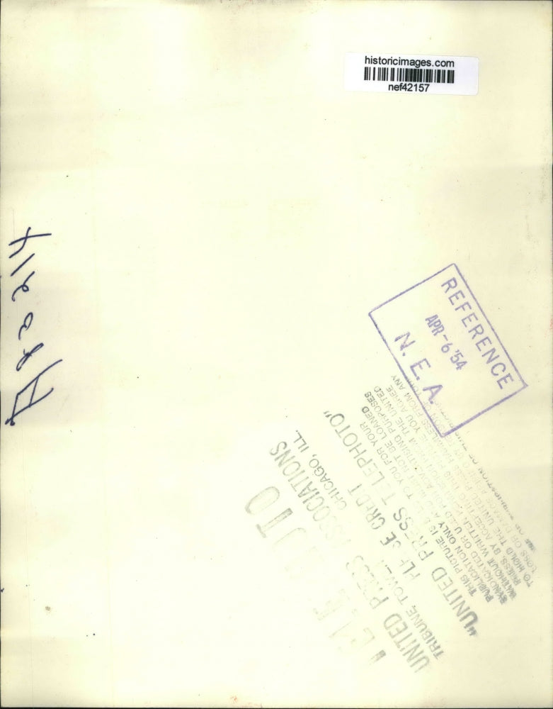 1954 Press Photo Adlai Stevenson Golfing in Southern Pines, North Carolina