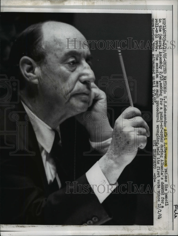 1965 Press Photo Adlai Stevenson at United Nations General Assembly - nef42165