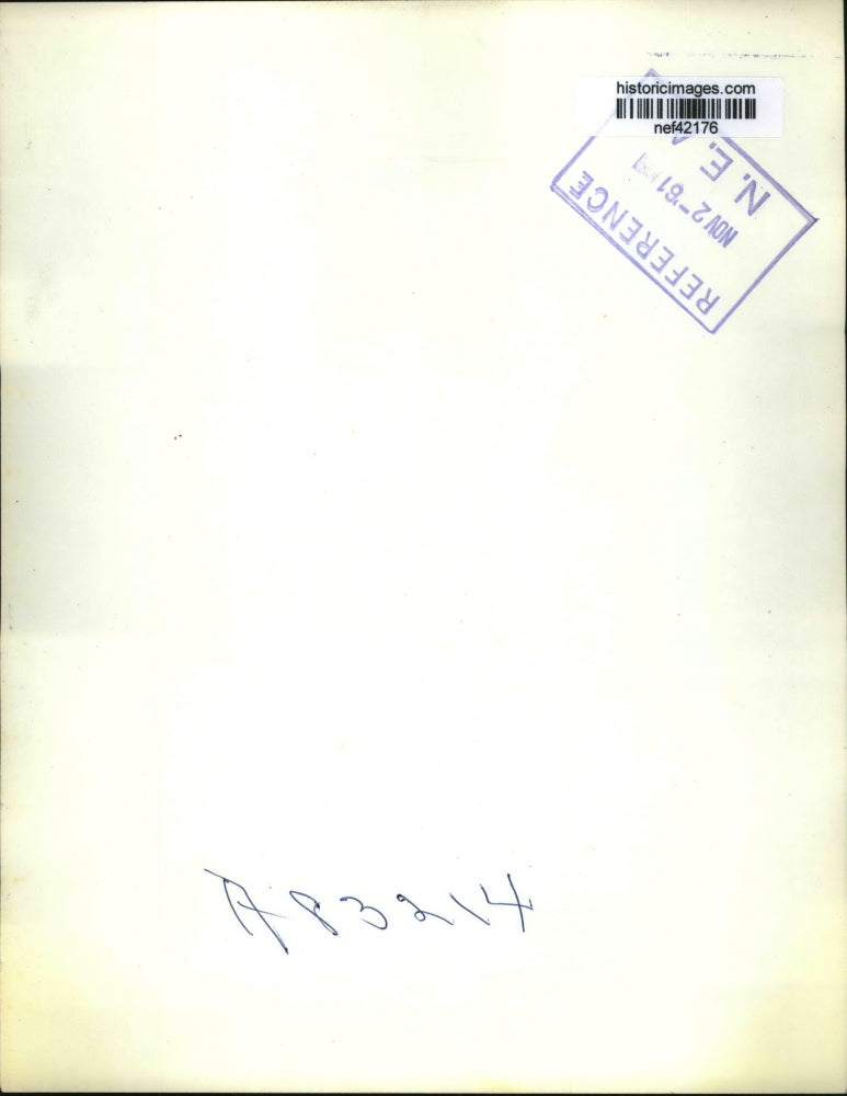 1961 Press Photo Adlai Stevenson given a standing ovation for his speech