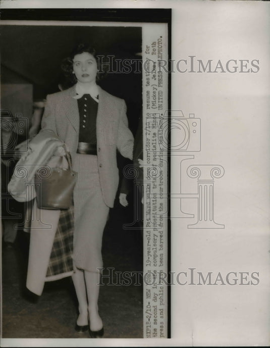 1953 Press Photo Pat Ward at Minot "Mickey" Jelke Trial, New York - nef42362