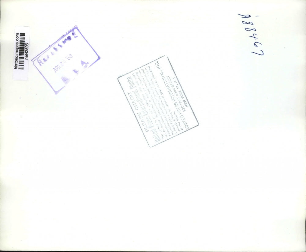 1968 Press Photo Senator Eugene McCarthy & 3000 Indiana University Students