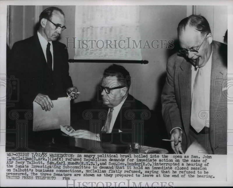 Load image into Gallery viewer, 1955 Press Photo John McClellan, Karl Mundt, Geo Bender in Senate Investigation
