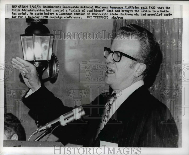 Load image into Gallery viewer, 1970 Press Photo Democratic National Chairman Lawrence O'Brien Speaks at Luncheo
