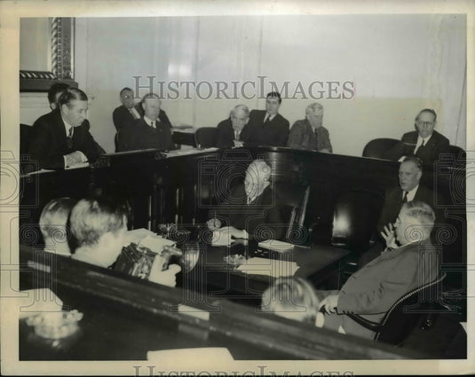 1943 Press Photo Harold Ickes Testifies in Senate Investigations Committee