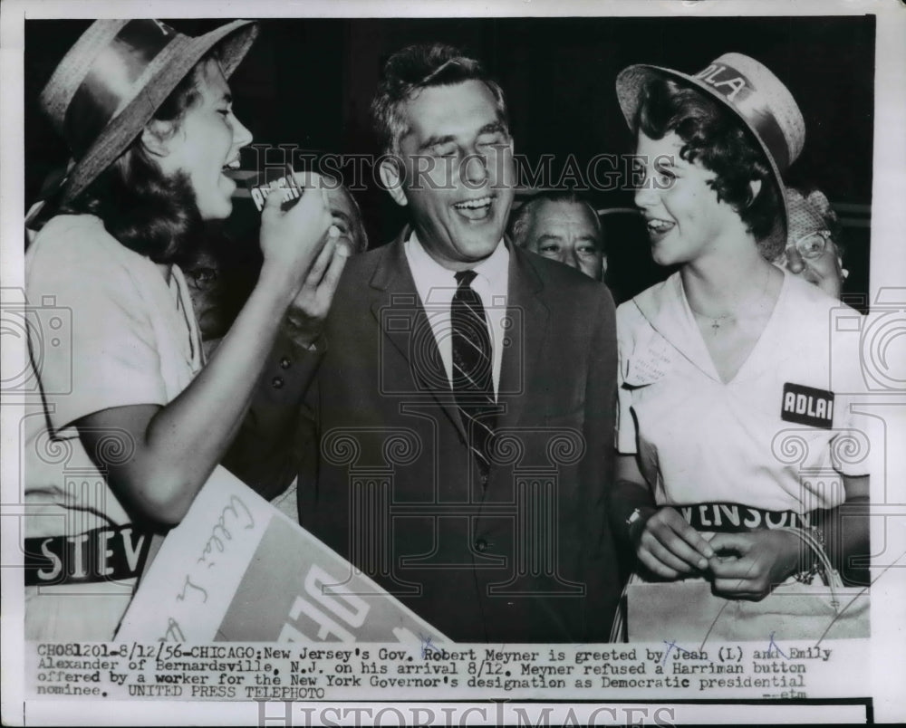 1956 Press Photo Gov Robert Meyner Greeted Jean & Emily Alexander at His Arrival
