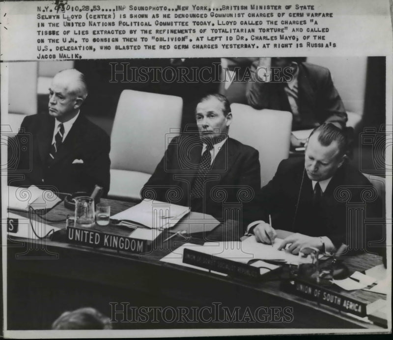Load image into Gallery viewer, 1953 Press Photo Selwyn Lloyd at United Nations Political Committee - nef42810
