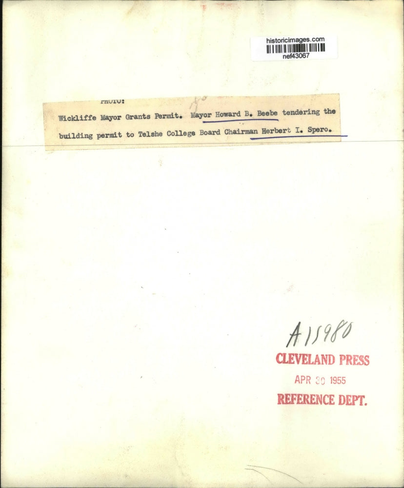 1955 Press Photo Mayor Howard B. Beebe Giving Herbert I. Spero Building Permit