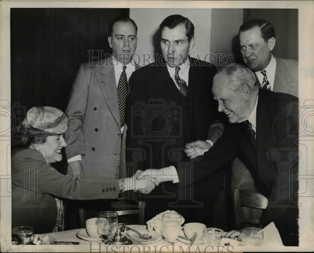 1944 Press Photo Republican National Convention Committee at Stevens Hotel