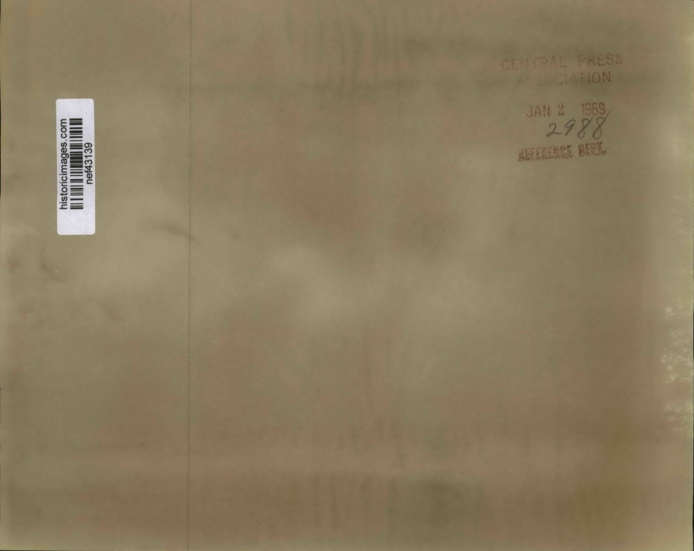 1969 Press Photo John Anderson at House GOP caucus with Albert Quie - nef43139