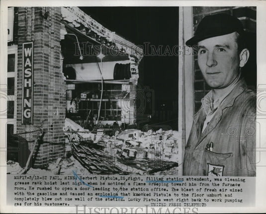 1952 Press Photo Herbert Pistula saved gas explosion after opening door