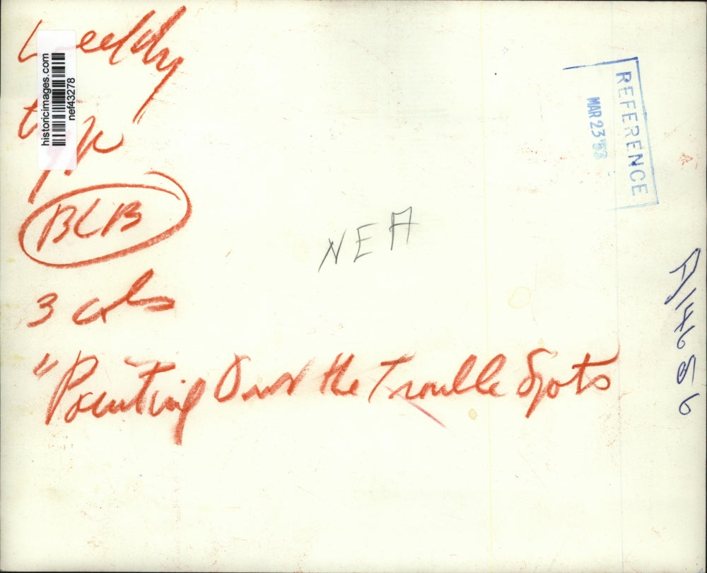 1953 Press Photo John Foster Dulles returned pointing on the Trouble Spots