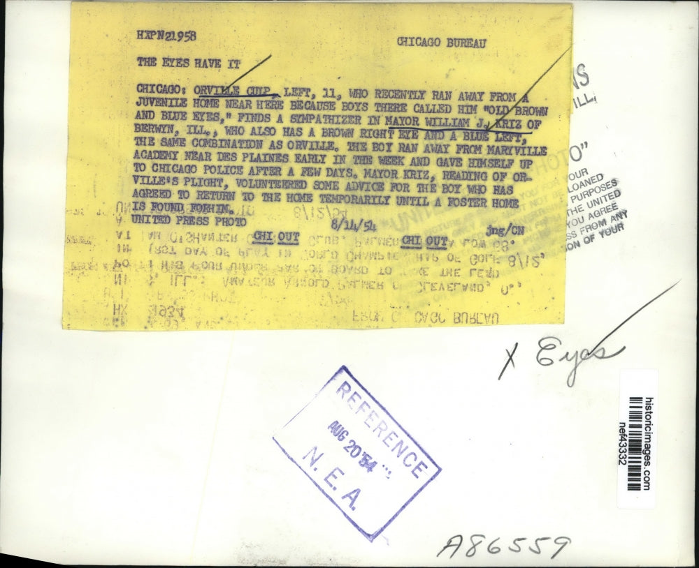 1954 Press Photo Mayor William Kritz Meets Orville Culp,Bullied for Eye Colors