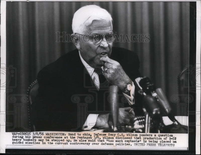 Load image into Gallery viewer, 1956 Press Photo C.E Wilson Ponders Question During Press Conference at Pentagon
