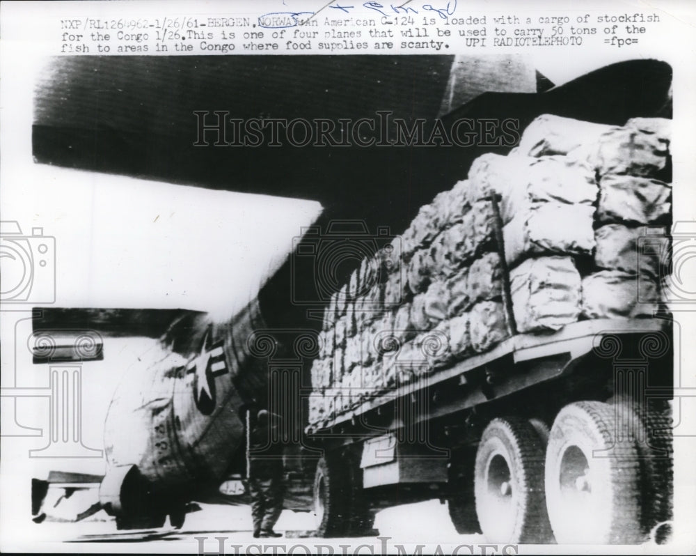 1961 Press Photo American C-124 Loaded with Cargo of Stock Fish for Congo