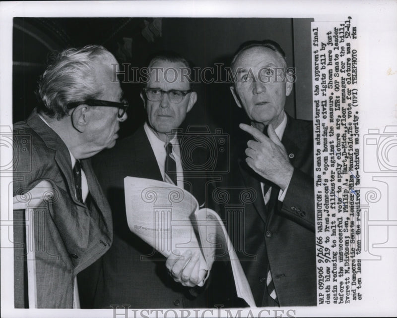 Load image into Gallery viewer, 1966 Press Photo Senate Administers Final Blow to Pres Johnson "Open House"
