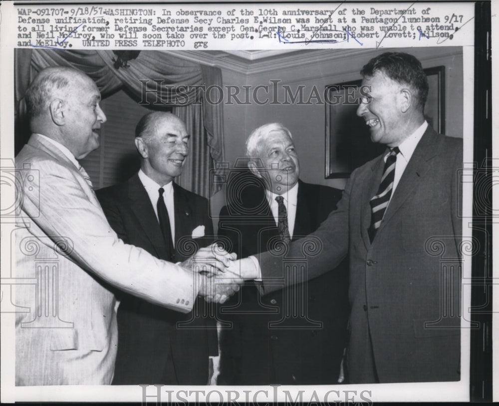 1957 Press Photo Charles Wilson Host at Pentagon Luncheon for 10th Anniversary