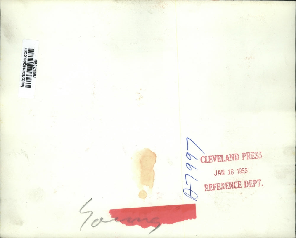 1956 Press Photo C.E Wilson at Press Conference at Pentagon Differs with Dulles