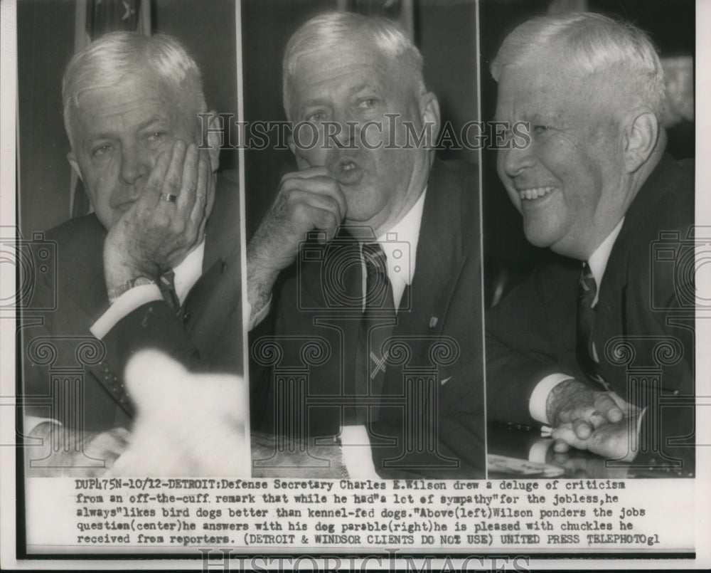 1954 Press Photo Secretary of Defense Charles Wilson At Detroit News Conference