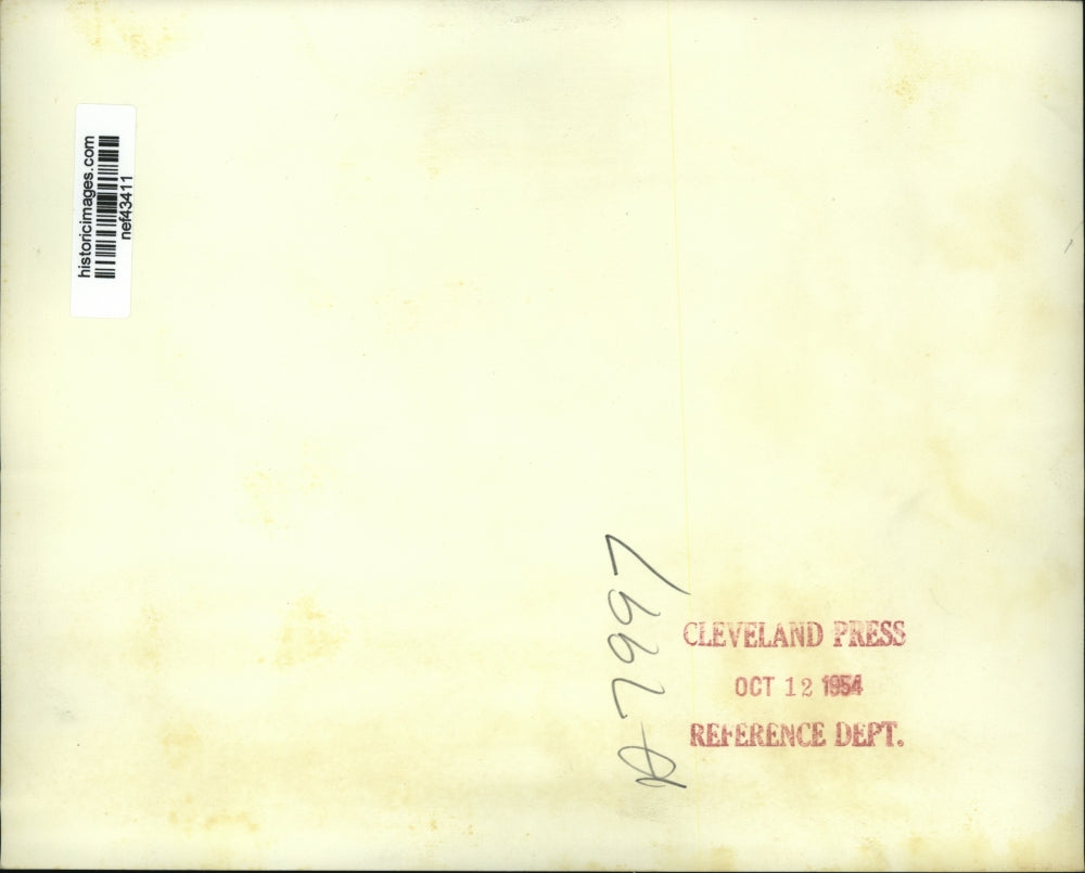 1954 Press Photo Secretary of Defense Charles Wilson At Detroit News Conference