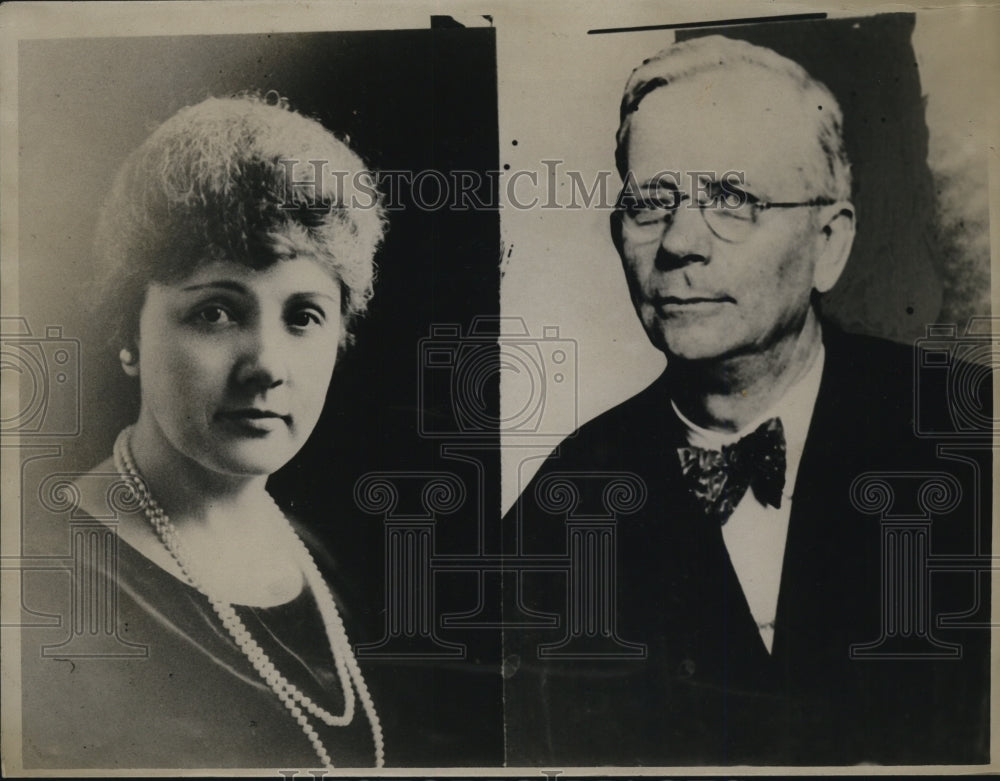 1933 Press Photo Judge Richard J.Hopkins Kansas Federal Judge and wife Nellis