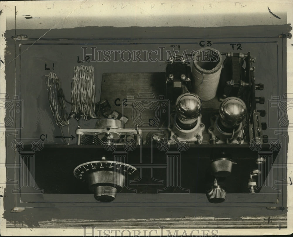 1925 Press Photo Receiver that Heard 5 Continents Edward Glaser of Brooklyn NY - Historic Images