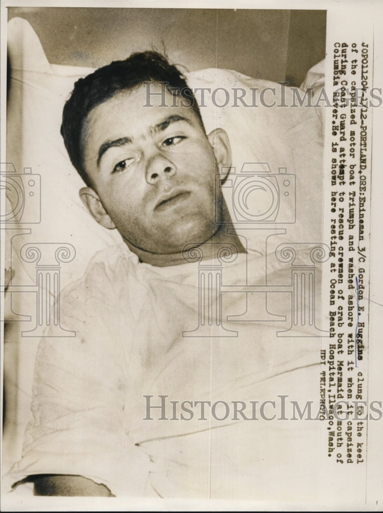 Load image into Gallery viewer, 1961 Press Photo Gordon E Huggins Clung to Capsized Boat &amp; Washed Ashore with It
