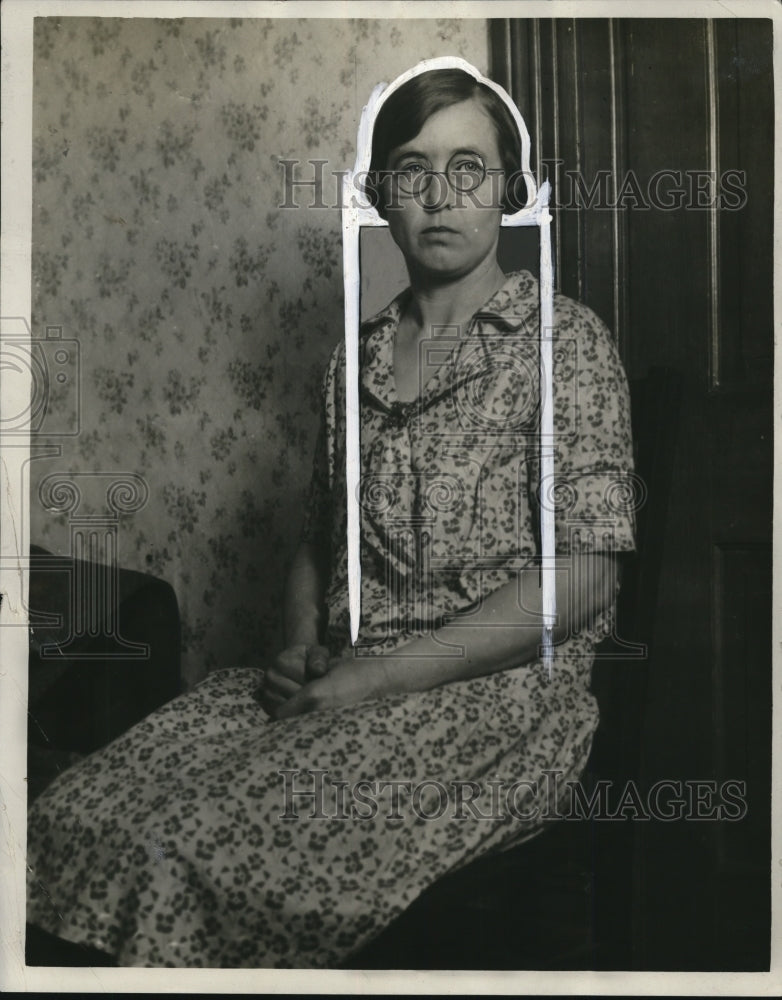 1930 Press Photo Bertha Thomas, suing Reverend James Cornish Over Kiss