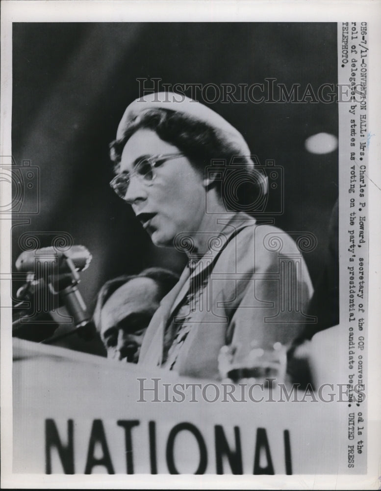 Load image into Gallery viewer, 1952 Press Photo Mrs Charles Howard Secretary of the GOP/Republican Convention
