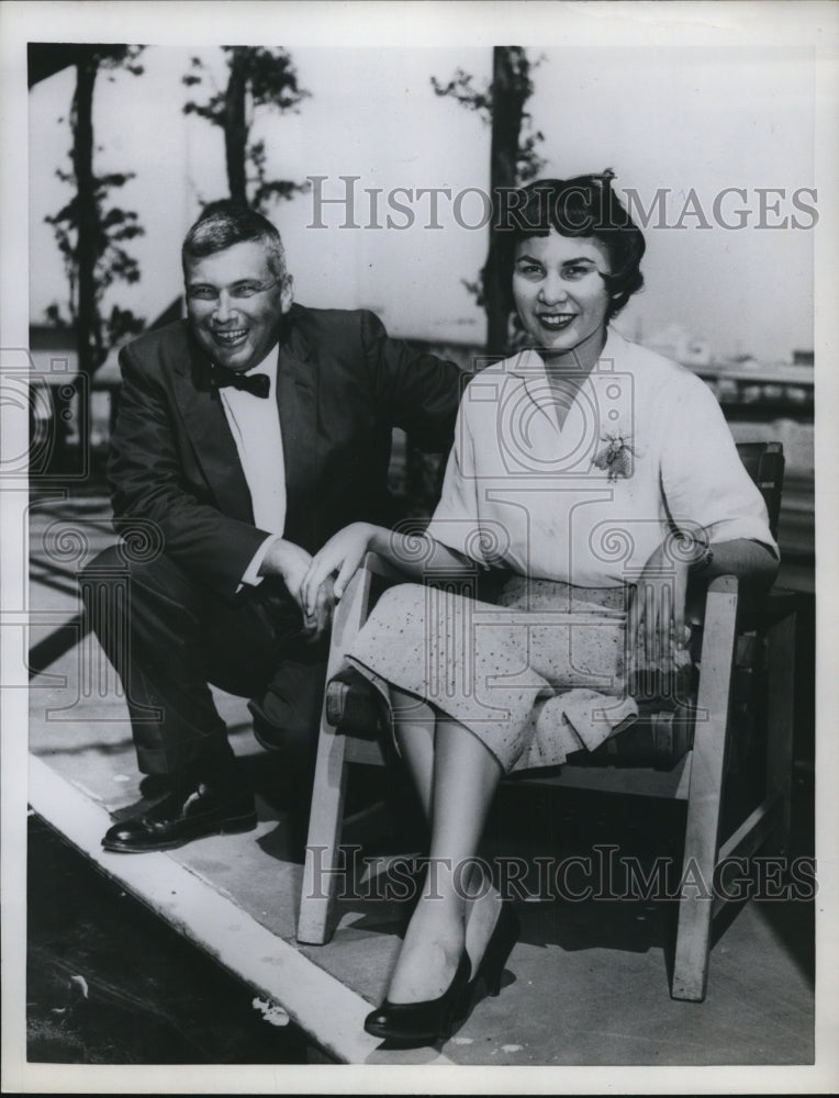Load image into Gallery viewer, 1958 Press Photo Elinor Moses of Alaska &amp; Baker Ferguson of Portland Oregon
