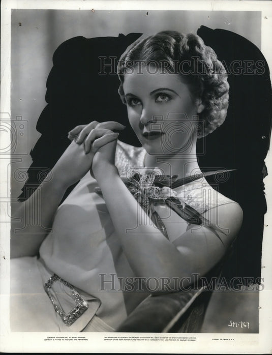 1936 Press Photo Actress Jean Muir Filming "Fugitive in the Sky" - nef44262