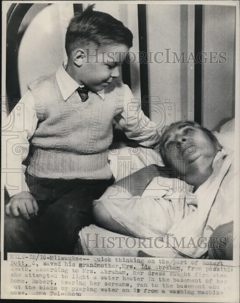 1948 Press Photo Robert Bott, Grandmother Ida Abaham after Her Dress Caught Fire