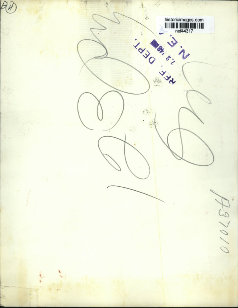 1948 Press Photo Mrs. Robert Taft at Press conference, Ben Franklin Hotel, PA